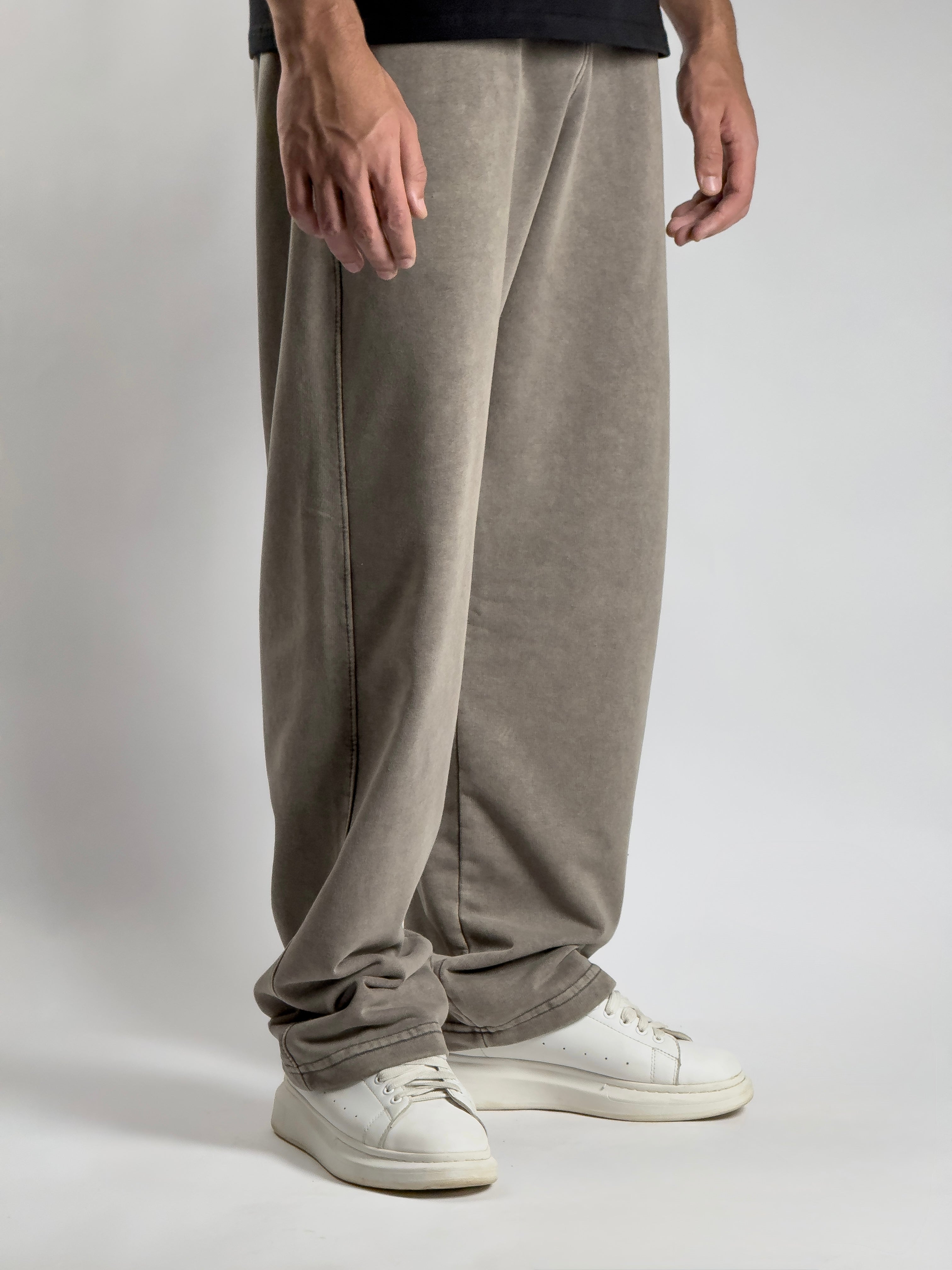 KAIO Essential Sweatpants – Washed Brown
