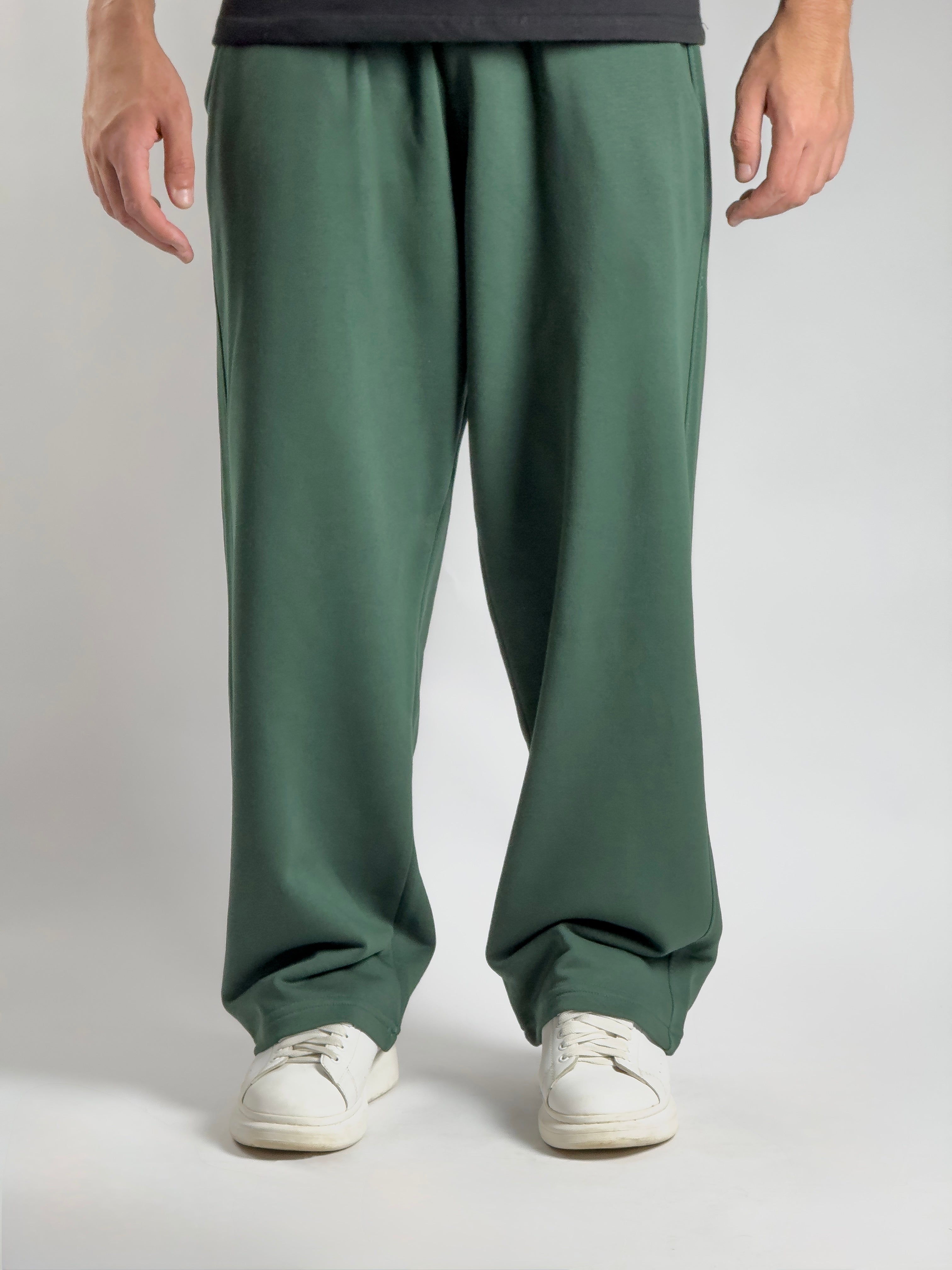 KAIO Essential Sweatpants – Green